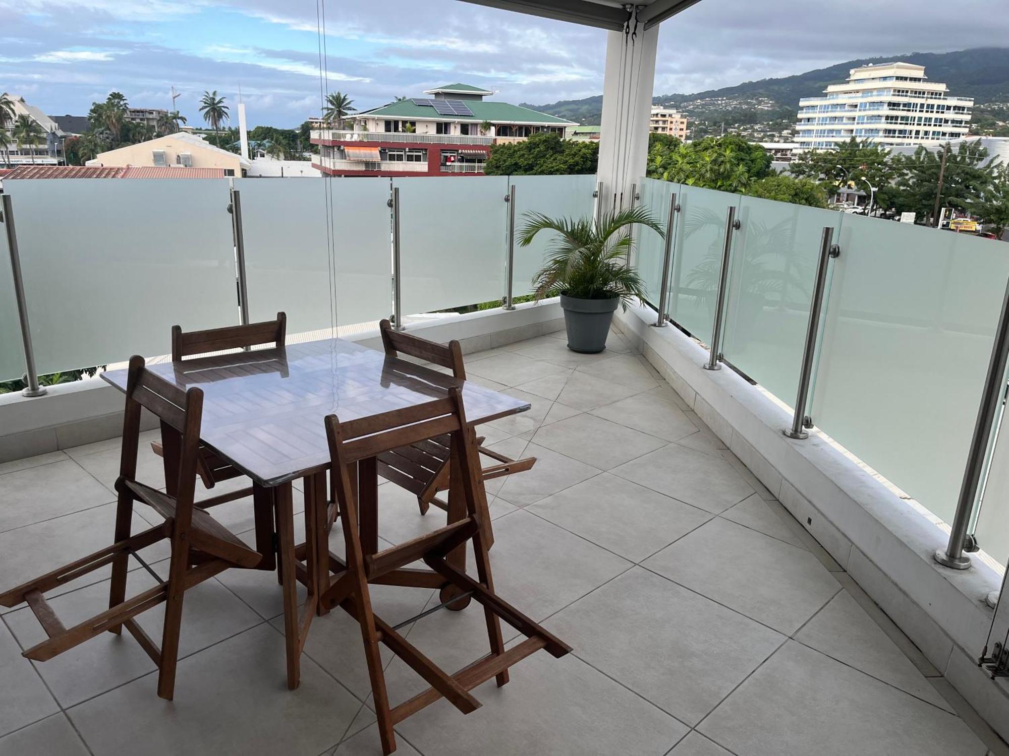 Standing Residence Tevai Papeete  Buitenkant foto